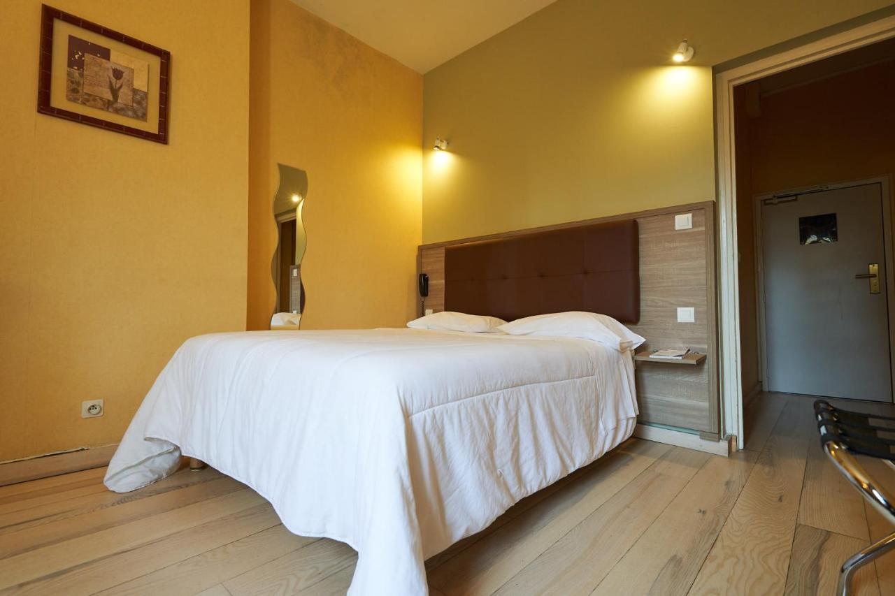 Hotel La Flambee 베르주라크 외부 사진